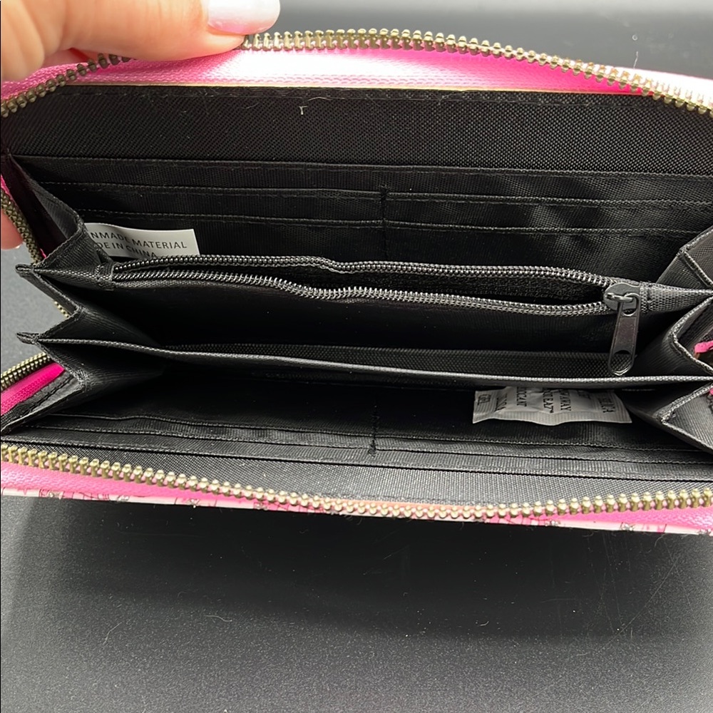 Unique Patterned Zip Around Wallet - Picture 6 of 6